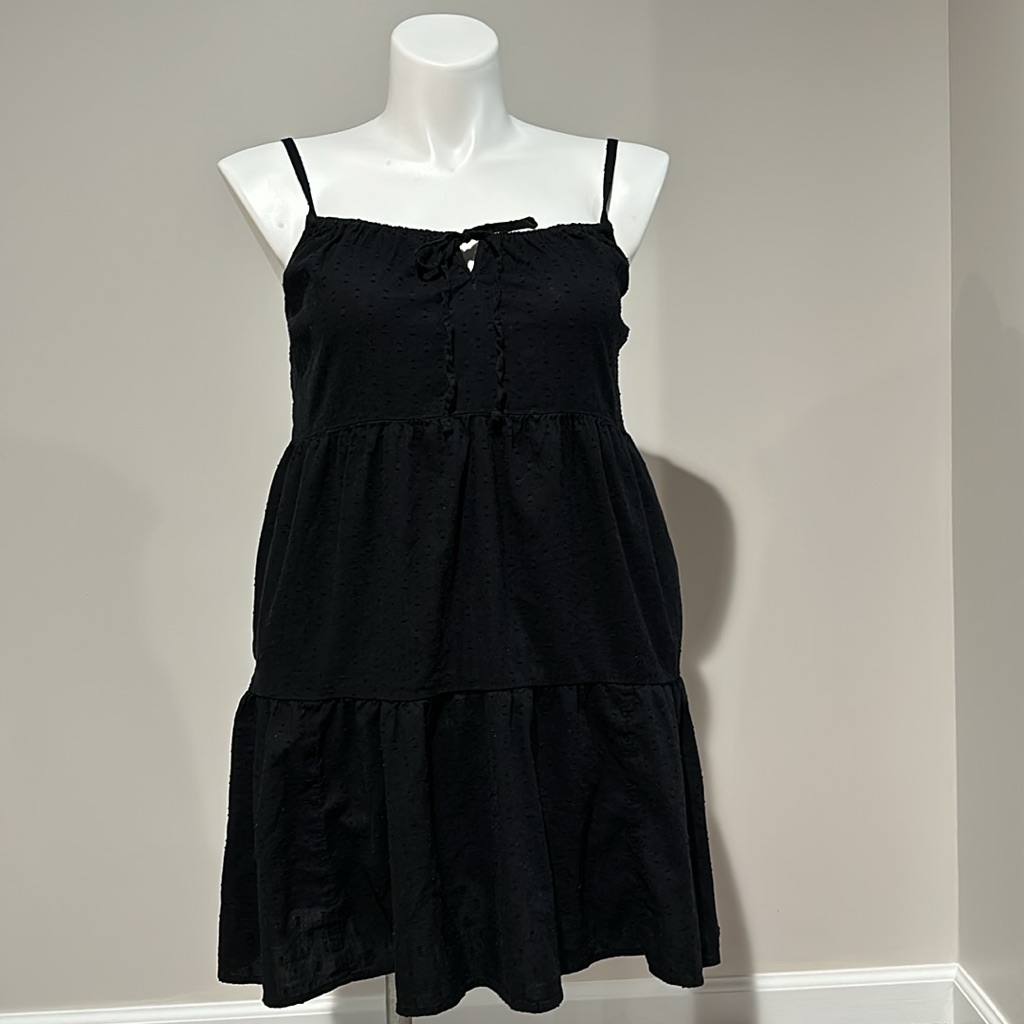 Old Navy Black Swiss Dot Cami Tiered Sun Dress Size Small